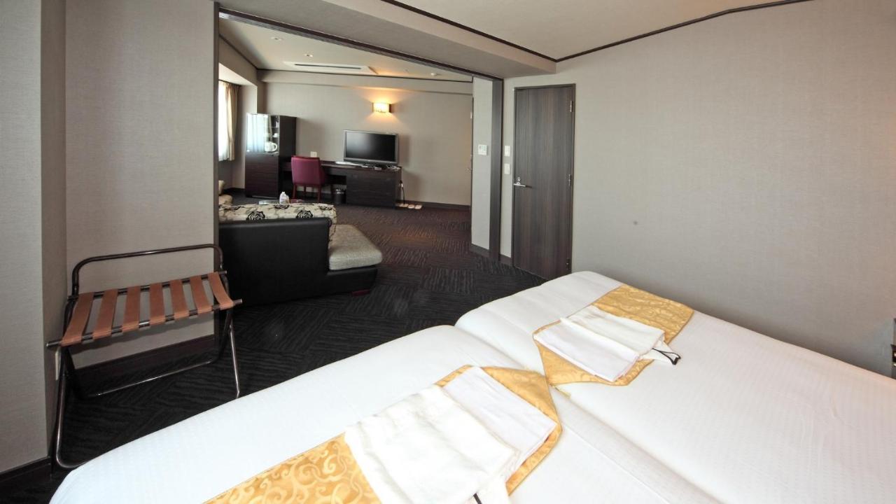 Hotel Sunplaza Osaka Sakai Annex Екстер'єр фото