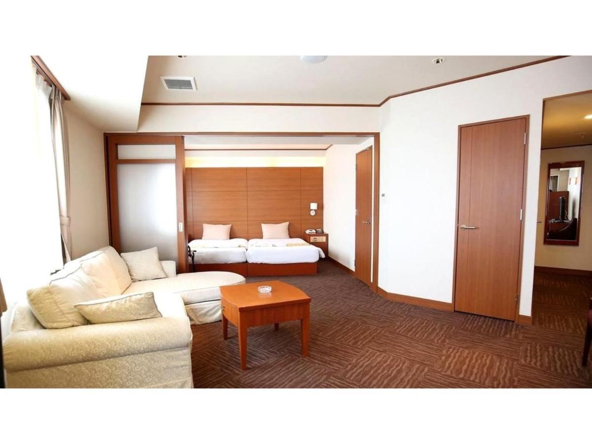 Hotel Sunplaza Osaka Sakai Annex Екстер'єр фото