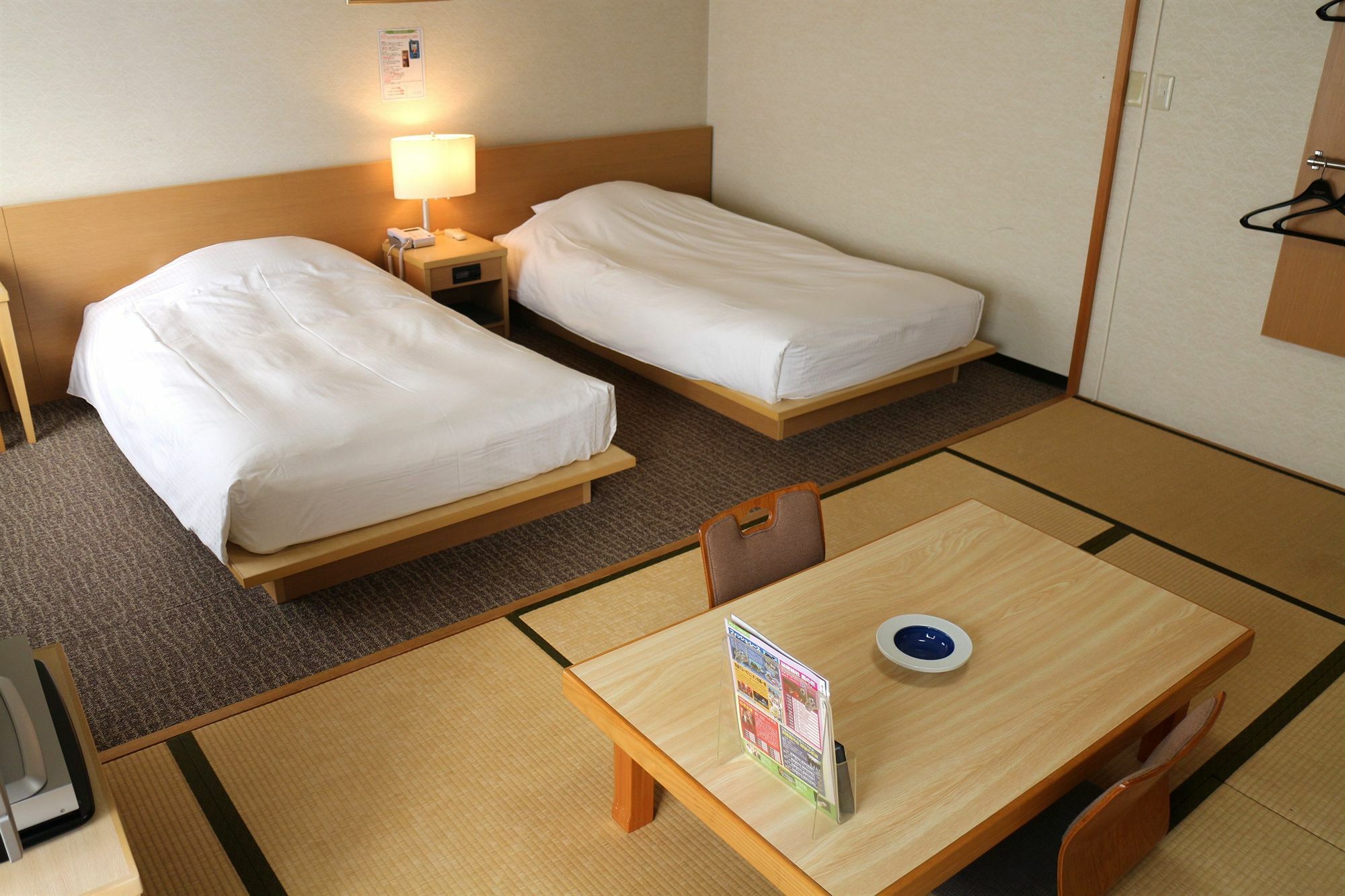 Hotel Sunplaza Osaka Sakai Annex Екстер'єр фото