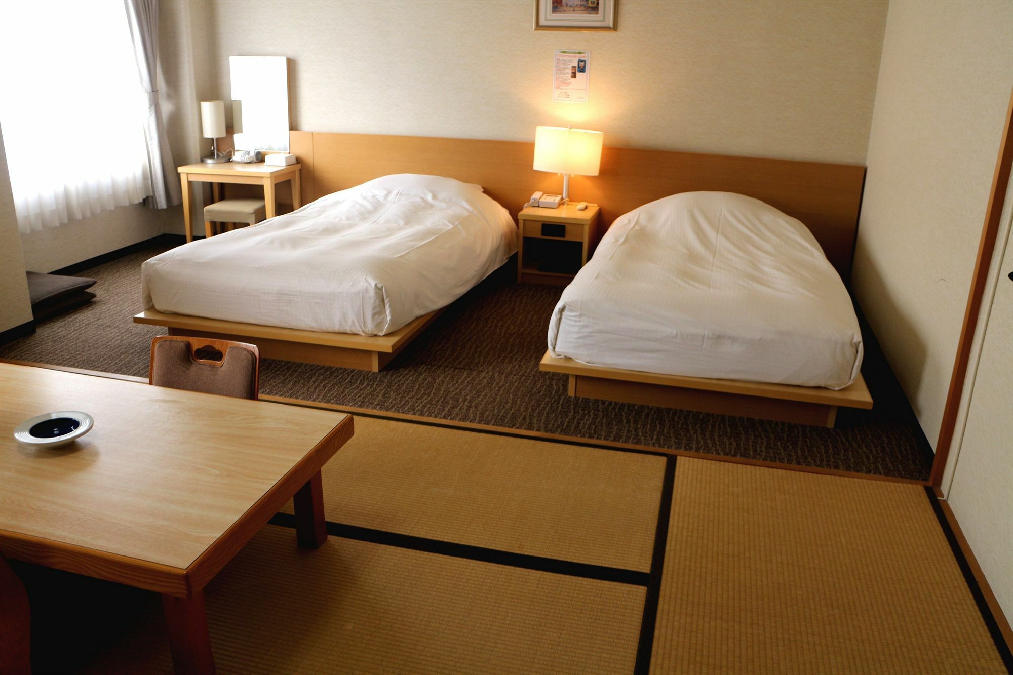 Hotel Sunplaza Osaka Sakai Annex Екстер'єр фото